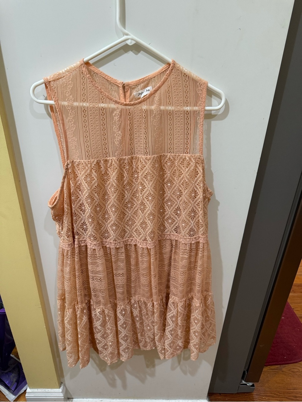 Sleeveless Lace Tiered Tunic - Peach